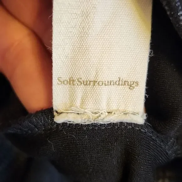 Soft Surroundings black/charcoal snakeskin print soft stretch slim leg pants, L - Picture 8 of 9